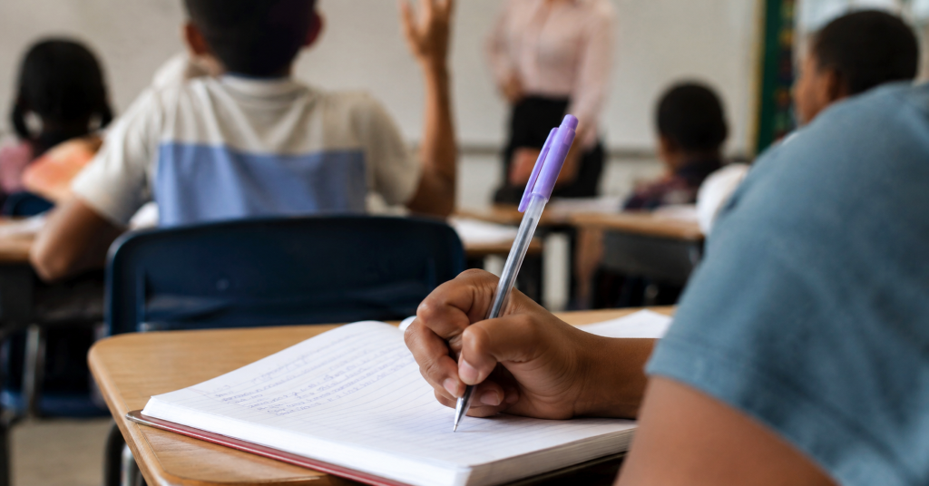Student participating in an English class taught by a TravelBud teacher.