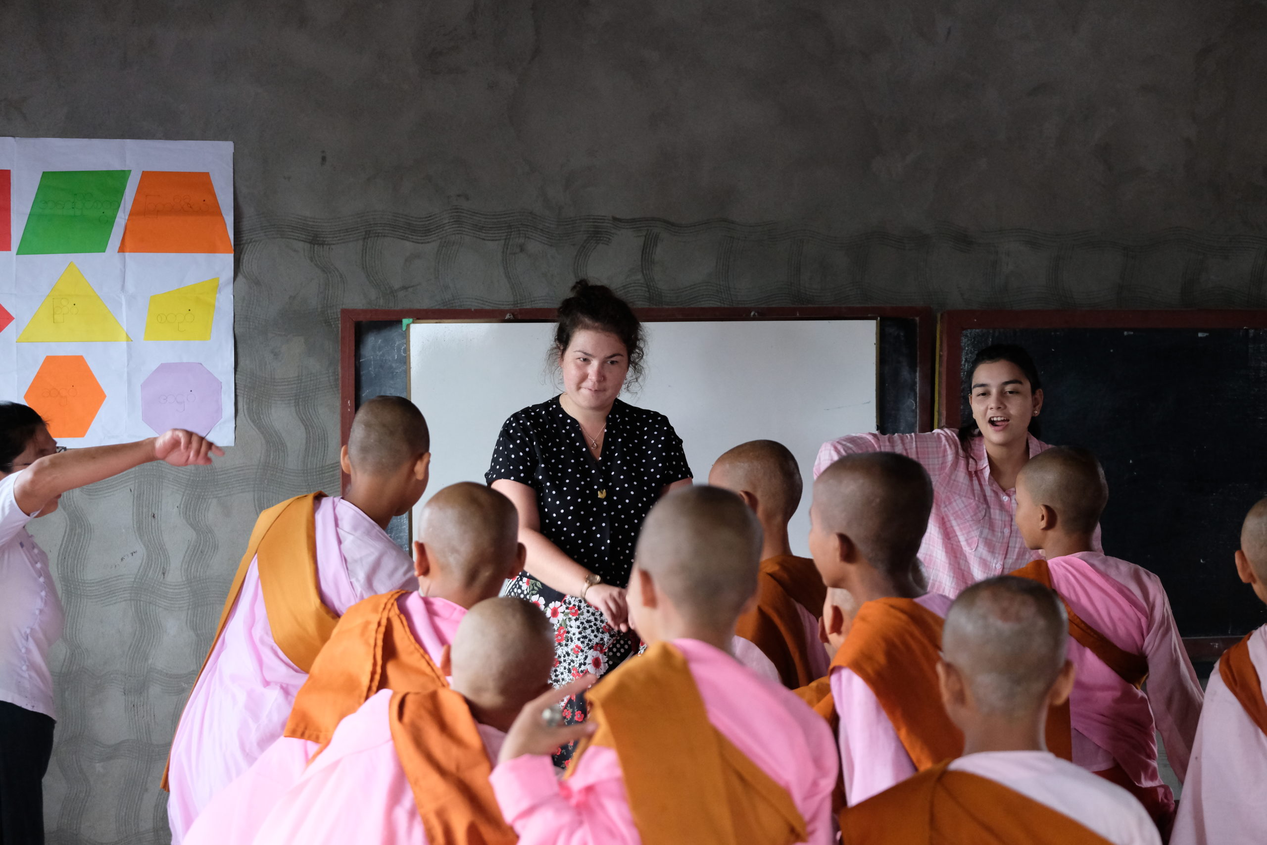 foreign teacher at burmese nunnery