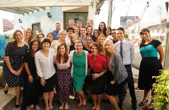 Group photo of TESOL students before they teach English in Thailand for the first time