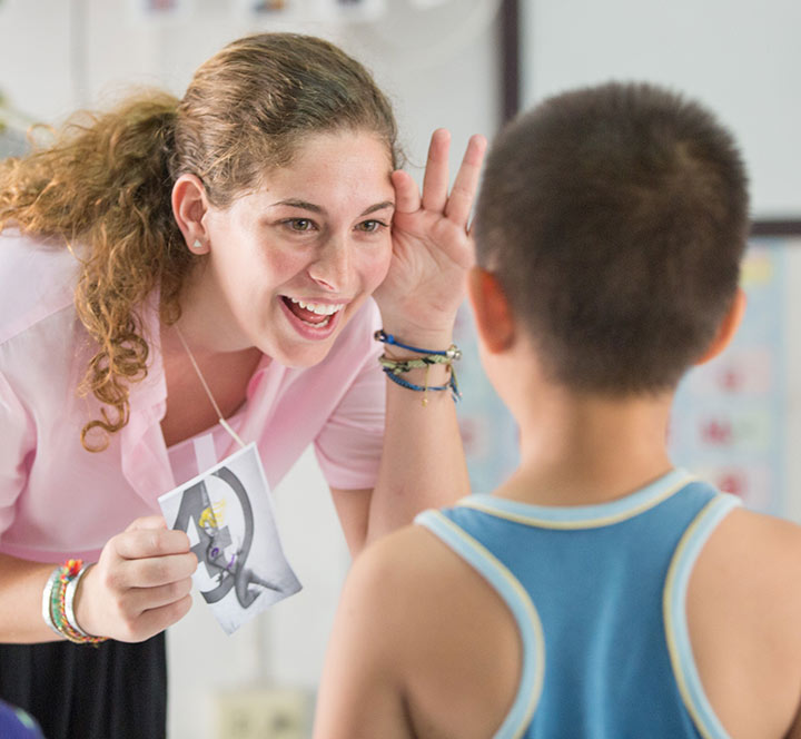 Teach English in Thailand with Travelbud