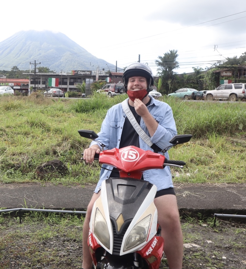 Riding mopeds around La Fortuna