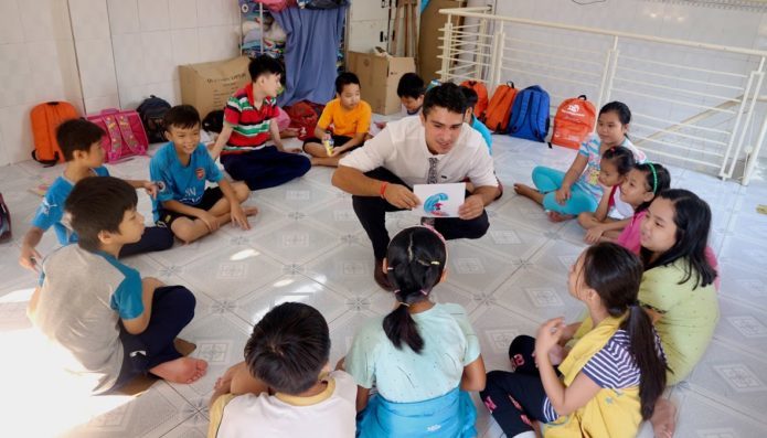 The art of teaching English abroad, Vietnam.