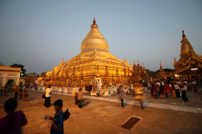 Shwezigon Pagoda Bagan