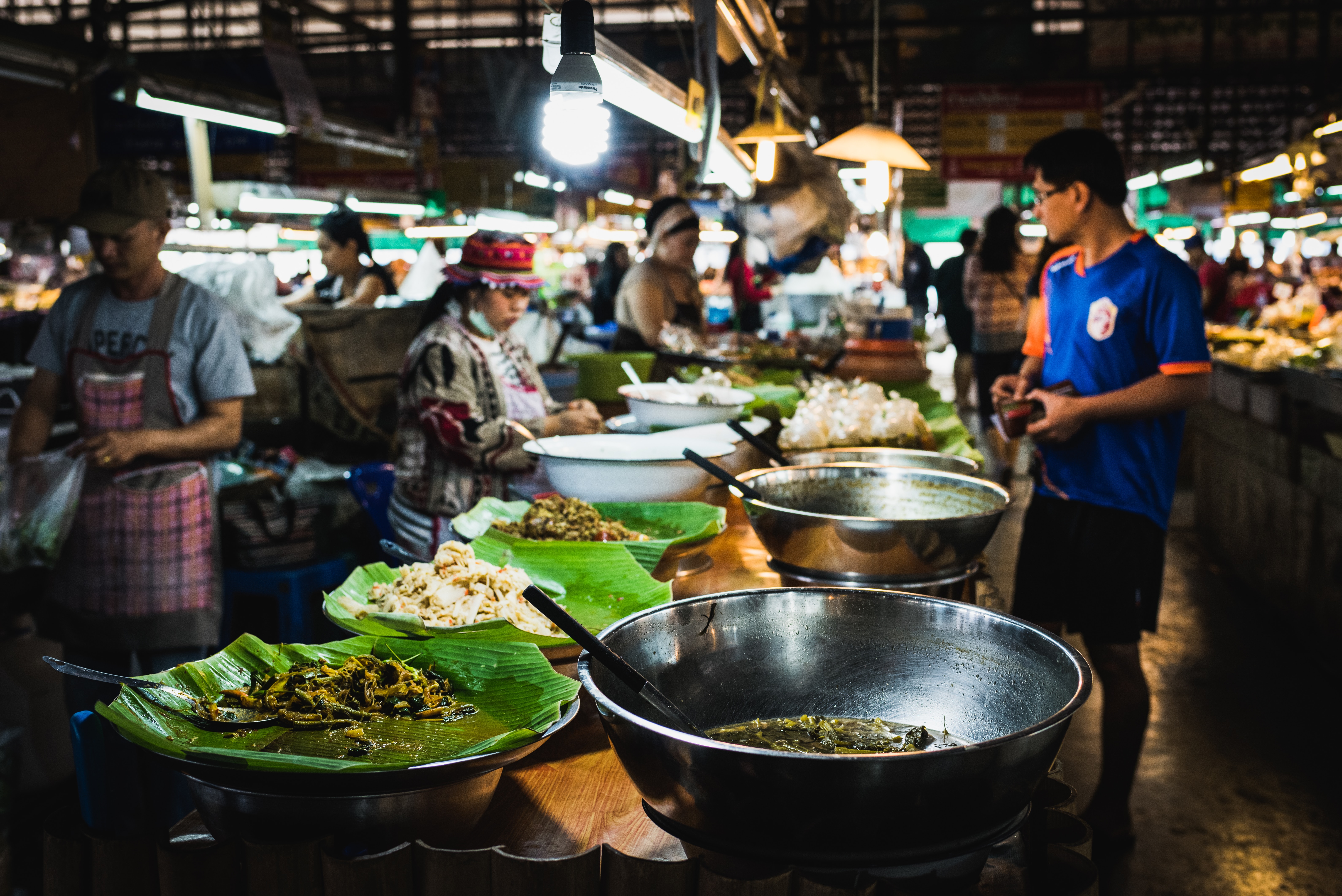 Street markets are the best way to taste the delicacies of Isaan food